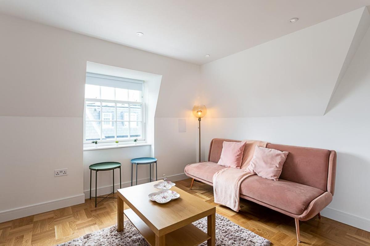 Modern And Stylish In West Kensington Appartement