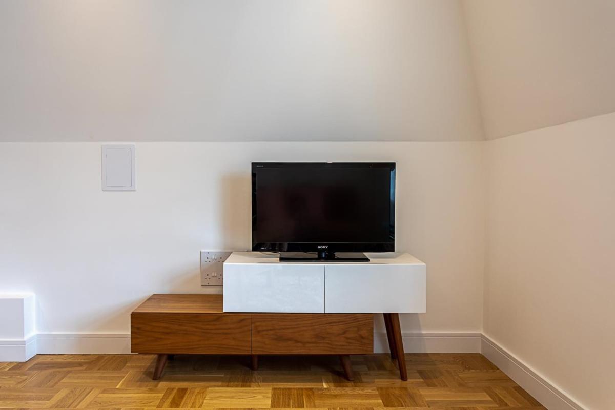 Modern And Stylish In West Kensington Appartement